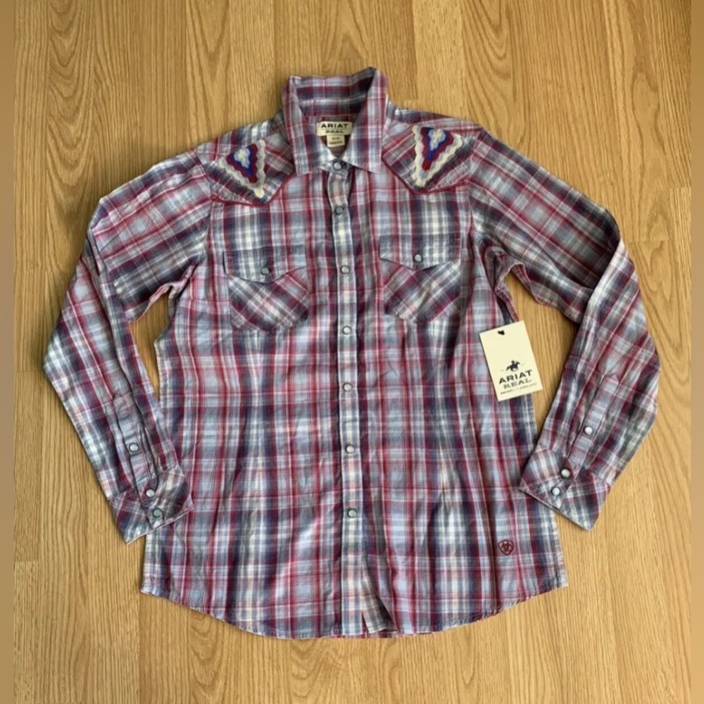 NWT Ariat Real Cornflower Long Sleeve Women's Sz M Pearl Snap Embroidered Plaid
